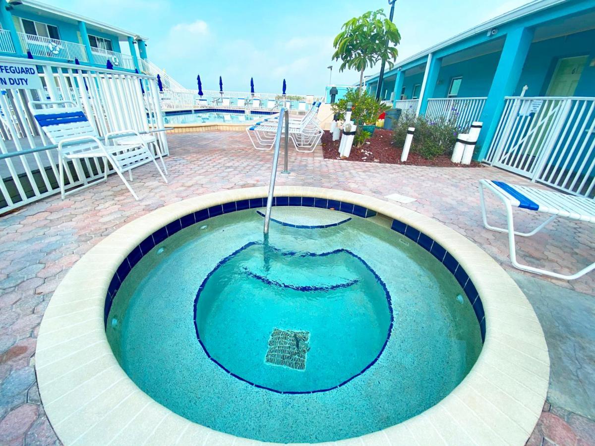 Nautical Watch Apart otel Belleair Beach Dış mekan fotoğraf